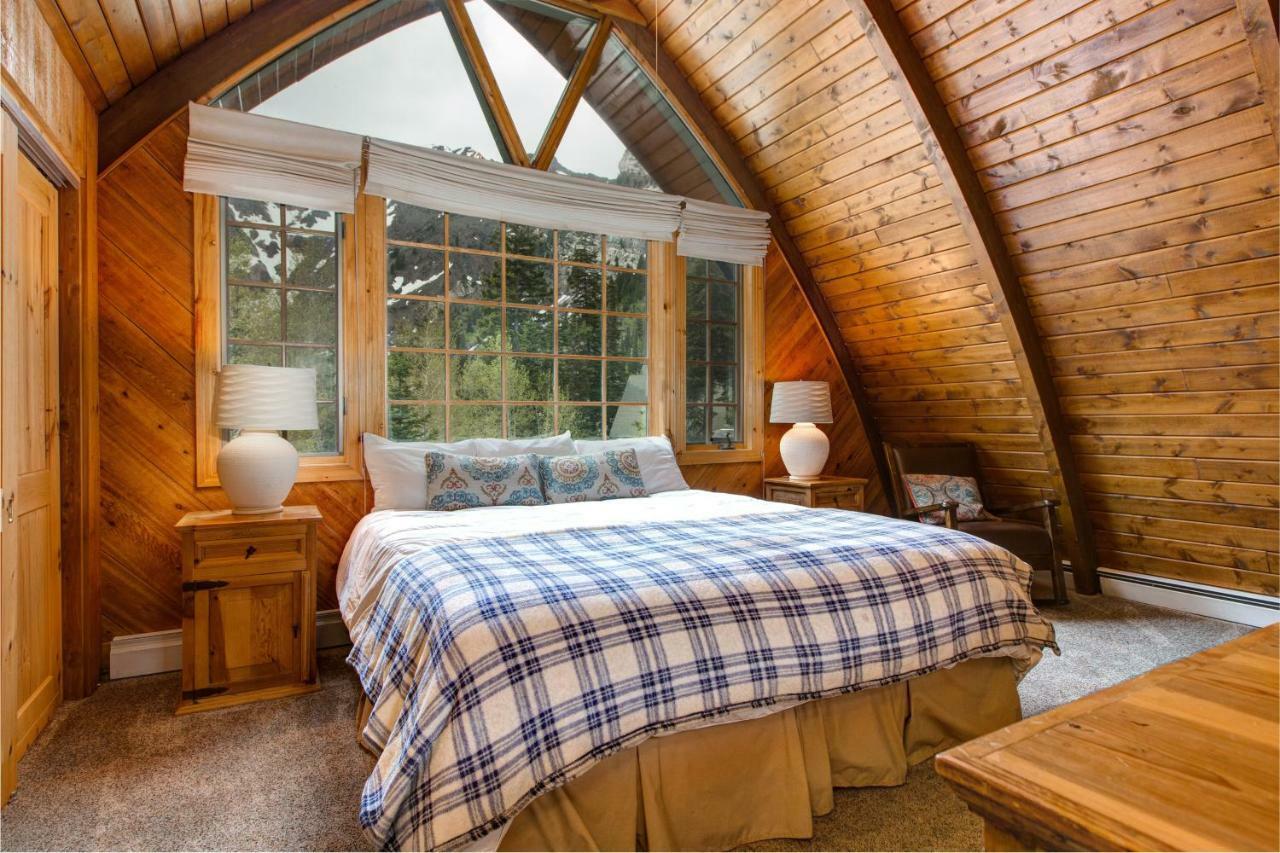 Creekside Chalet Alta Luaran gambar