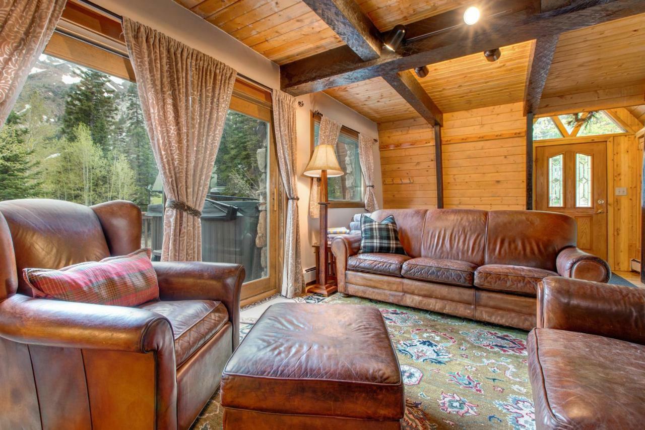 Creekside Chalet Alta Luaran gambar